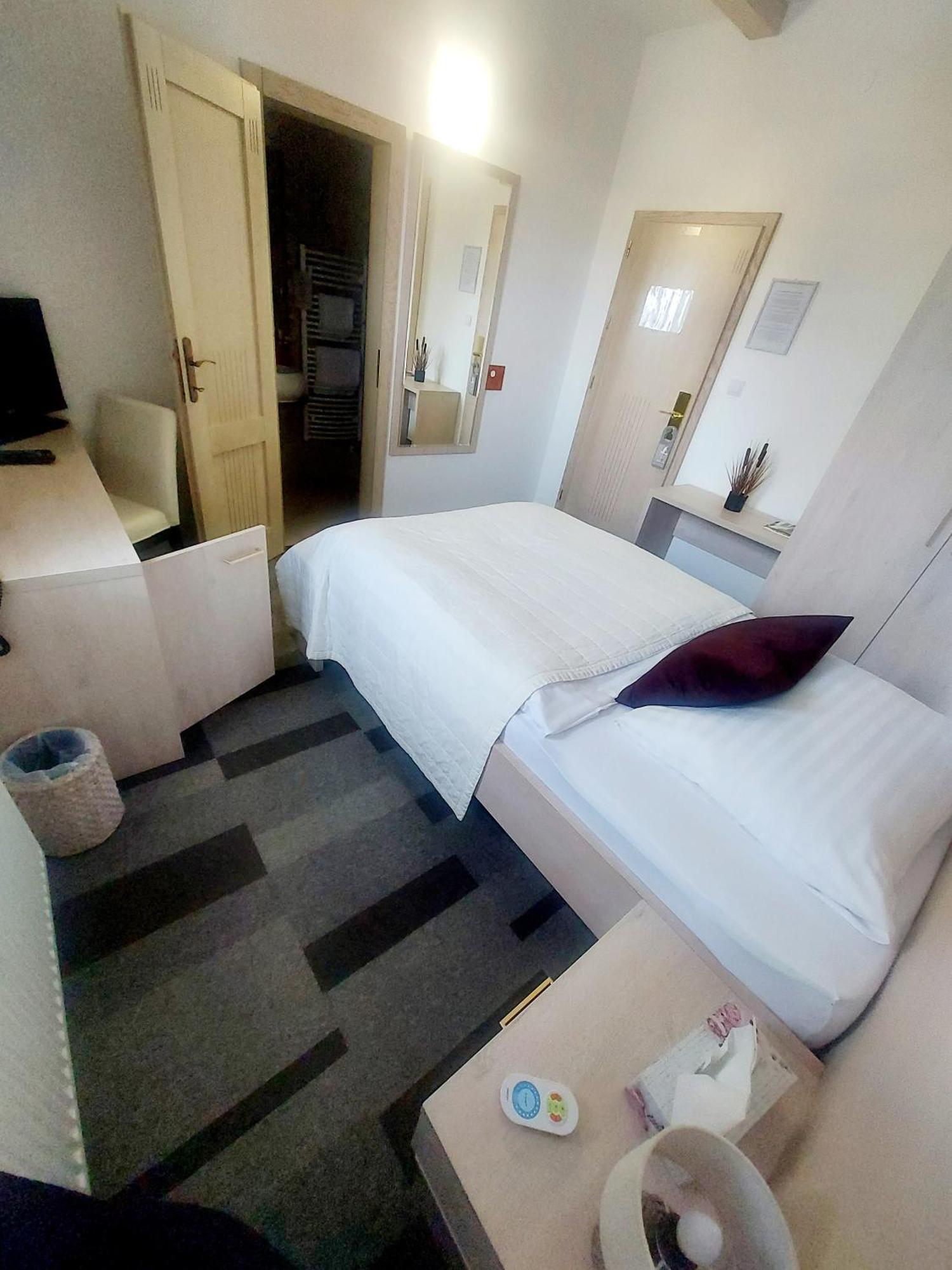Hotel Slameny Dom & Spa Malá Ida الغرفة الصورة