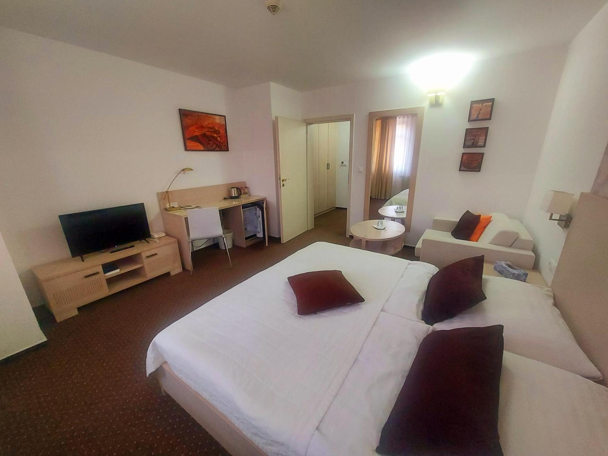 Hotel Slameny Dom & Spa Malá Ida المظهر الخارجي الصورة