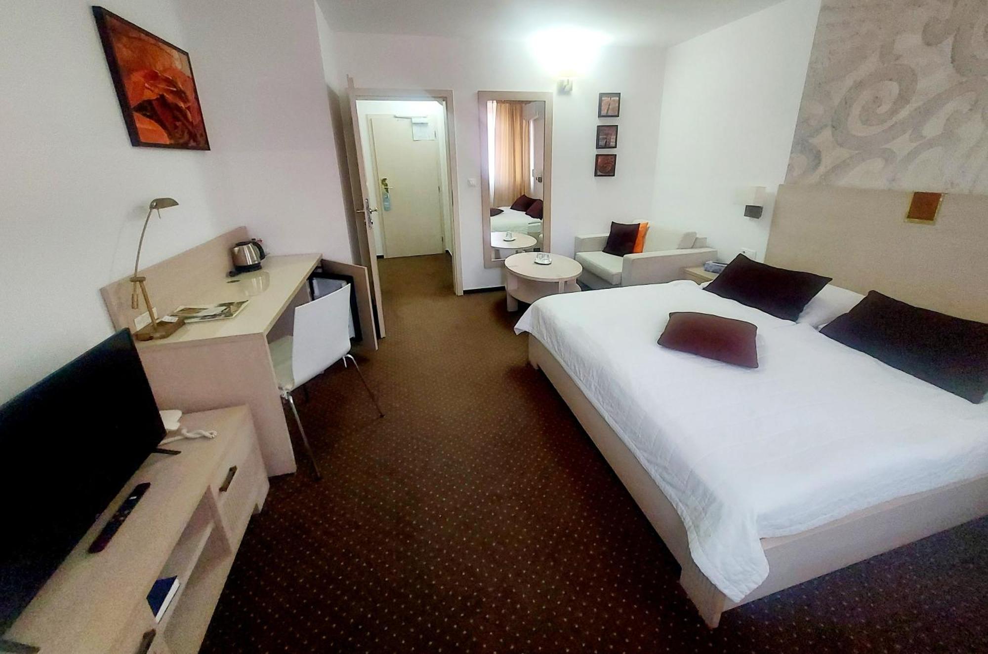 Hotel Slameny Dom & Spa Malá Ida الغرفة الصورة