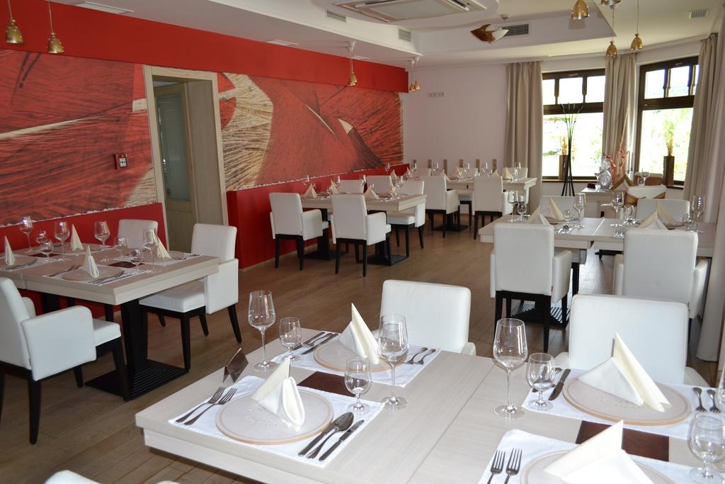 Hotel Slameny Dom & Spa Malá Ida المظهر الخارجي الصورة